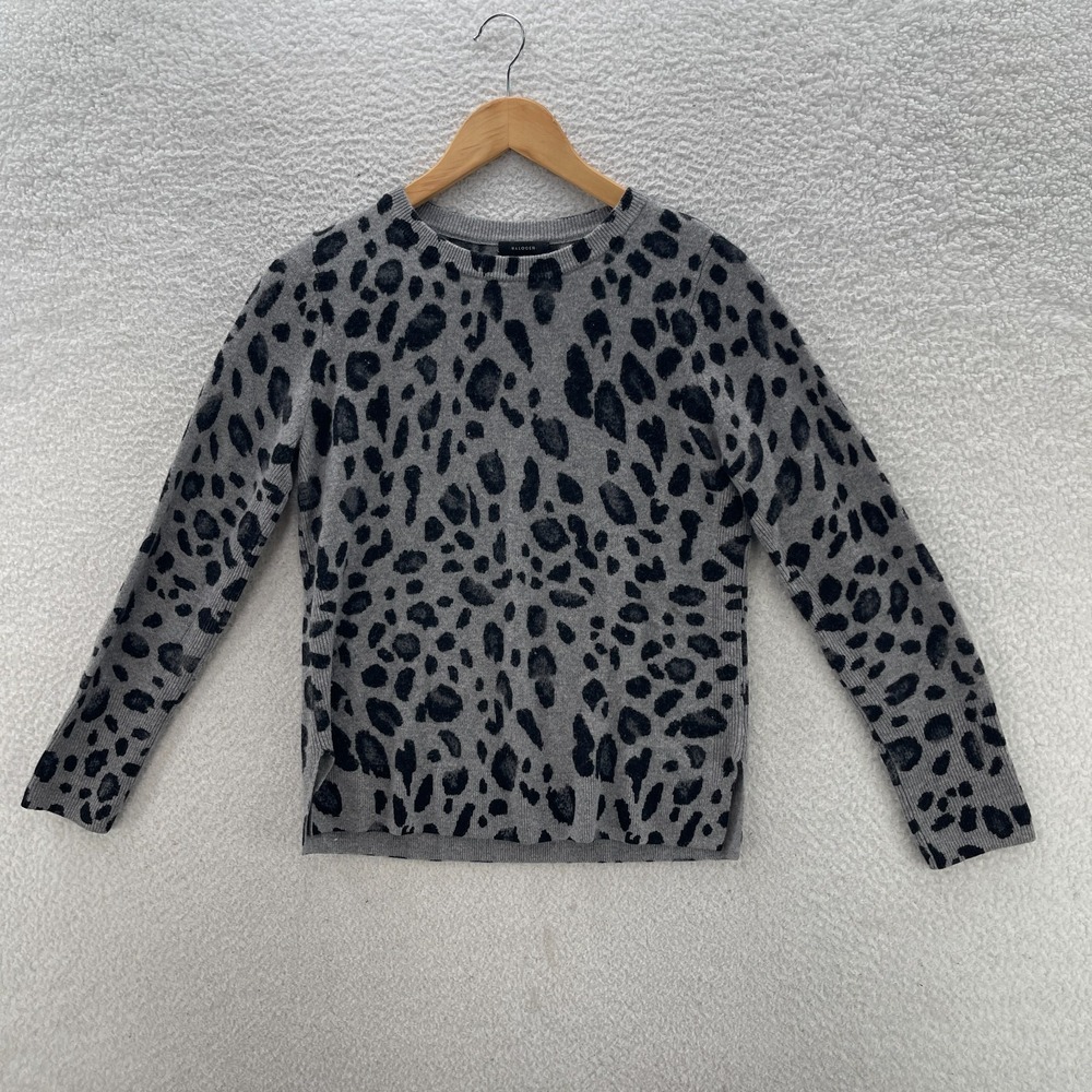 Halogen Sweater Womens Small Black Gray Cashmere Crewneck Leopard Cheetah Preppy